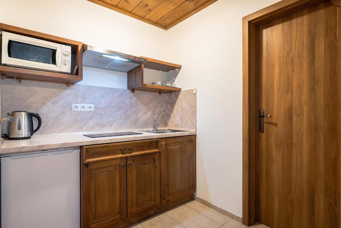 Apartmánový dom Vila Maroš Pavčina Lehota Esterno foto