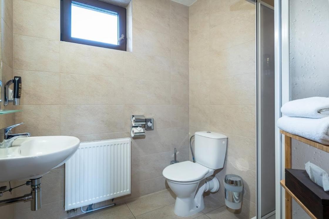 Apartmánový dom Vila Maroš Pavčina Lehota Esterno foto