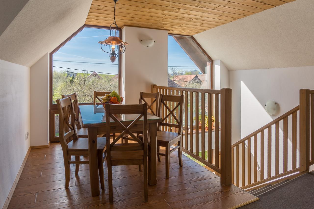 Apartmánový dom Vila Maroš Pavčina Lehota Esterno foto